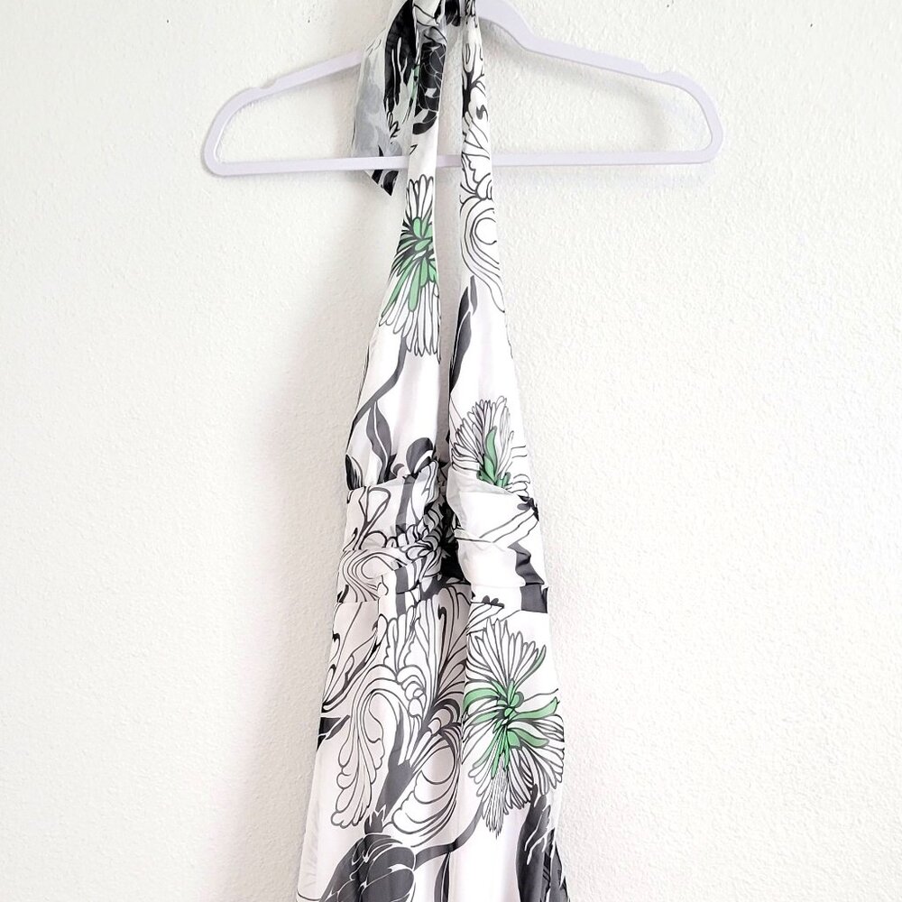 B. Smart White Floral Sleeveless Back Zip Maxi Dress Size 8 NWT